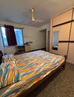 A photo of the room in MG Road