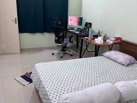 A photo of the room in HSR Layout
