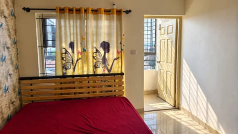 A photo of the room in HSR Layout